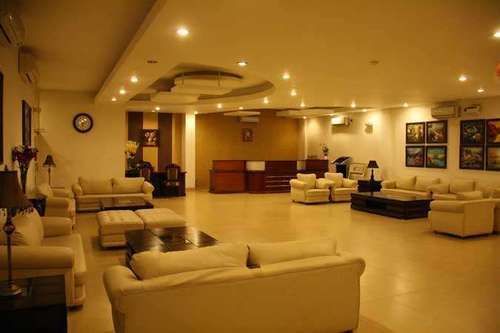 United-21 Grassland Hotel Bagori Buitenkant foto
