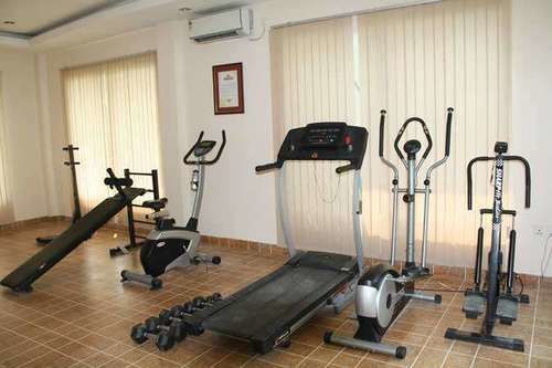 United-21 Grassland Hotel Bagori Buitenkant foto